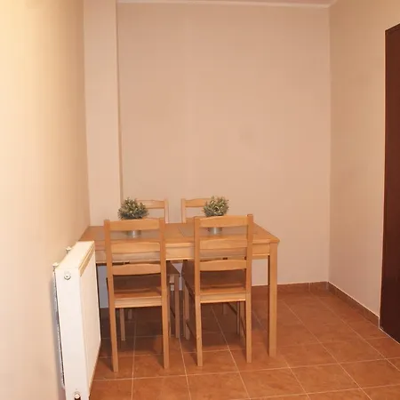 Apartment Na Debcu *