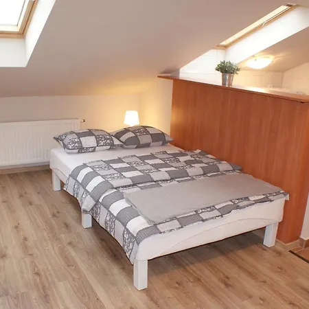 Na Debcu * بوزنان