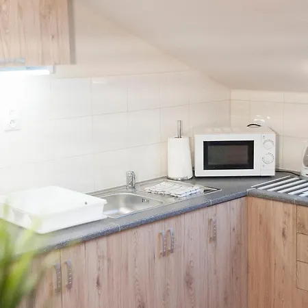 Na Debcu Apartment *